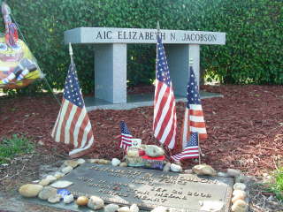 Elizabeths bench 2 12-31-08